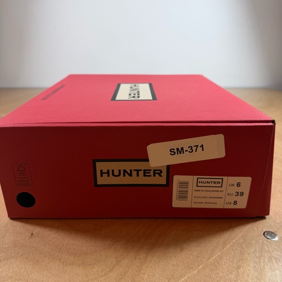 Hunter Matte Black Short Waterproof Ankle Boots with Red-White Pull Tab - Picture 13 of 16